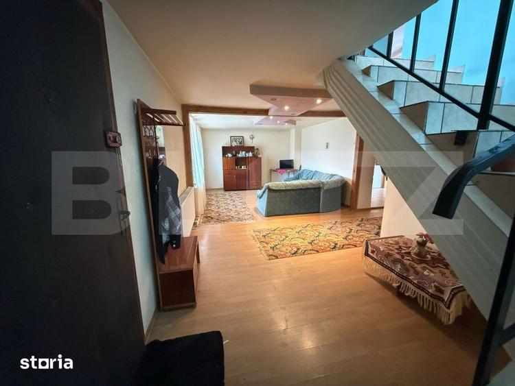 Casă cu 5 camere cu Teren 2310 Mp în Scoarța