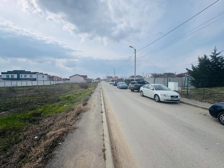 Teren Construcții intravilan de 522 mp, în Crihala