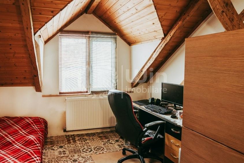 Casă individuală cu 6 camere cu Canalizare în Dâmbul Rotund