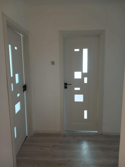 Apartament cu 3 camere decomandat în Păcii