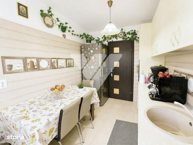 Apartament cu 3 camere decomandat în Central