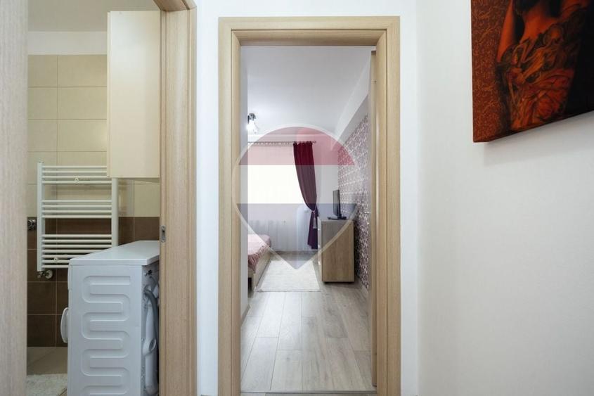 Apartament cu 2 camere decomandat în Tractorul