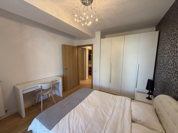 Apartament cu 3 camere, mobilat în Iancu Nicolae