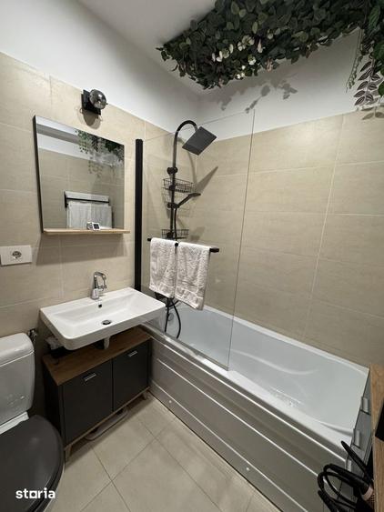 Apartament cu 3 camere în Est