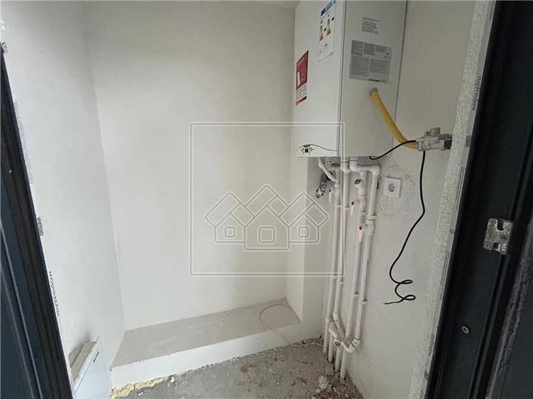 Apartament cu 2 camere decomandat în Țiglari