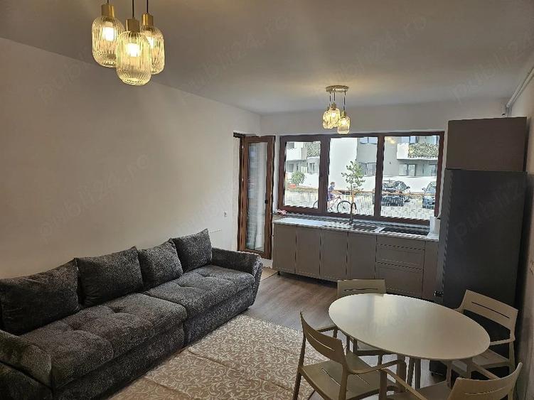 Apartament cu 2 camere decomandat în Exterior Vest