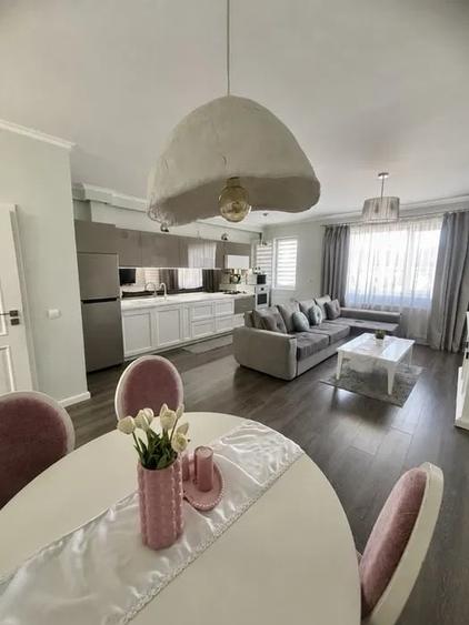 Apartament cu 2 camere semidecomandat în Florești