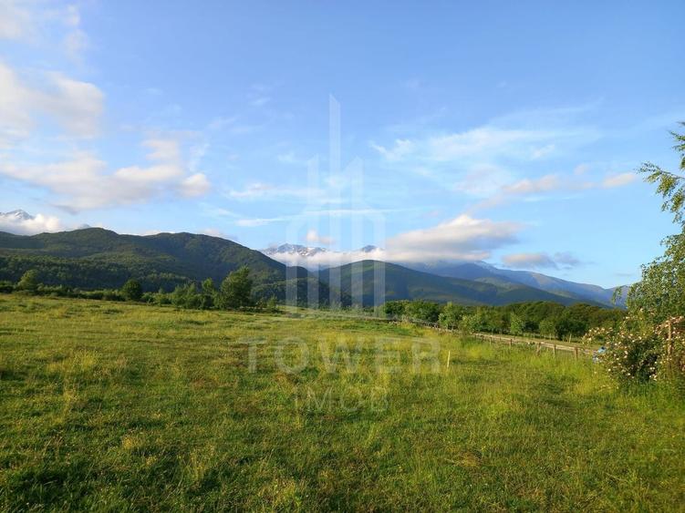 Teren agricol intravilan de 900 mp, în Porumbacu de Jos