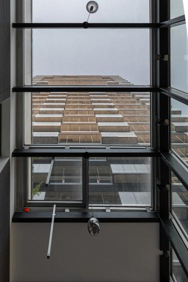 Apartament cu 4 camere decomandat în Floreasca