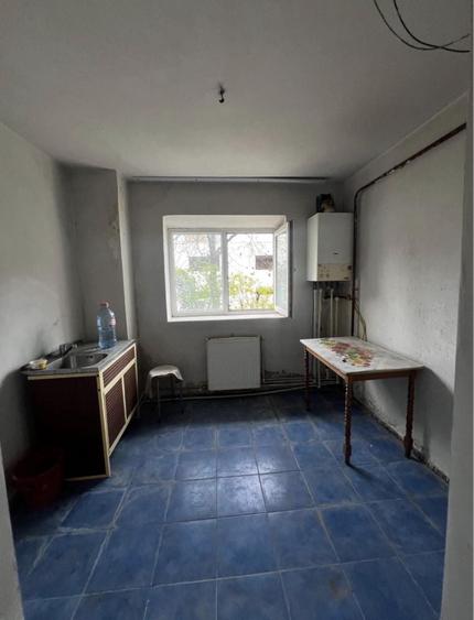 Apartament cu 2 camere decomandat în Nicolae Titulescu
