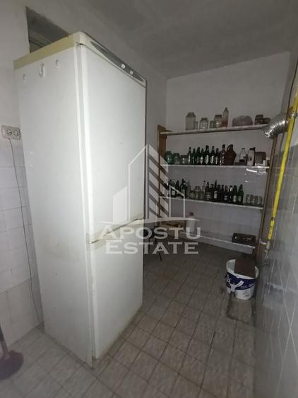 Casă individuală cu 9 camere cu Canalizare în Șagului