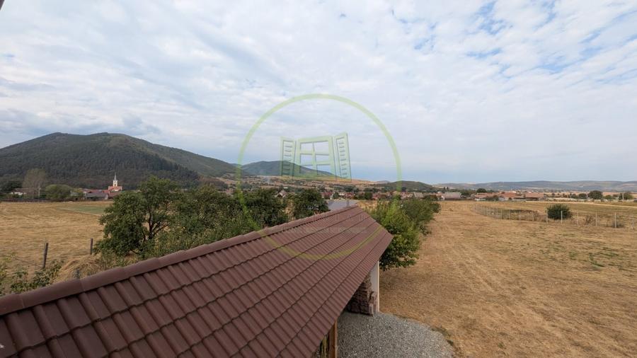 Casă individuală cu 5 camere cu Canalizare în Gura Râului