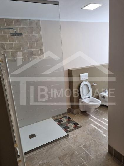 Apartament cu 3 camere decomandat în Ultracentral