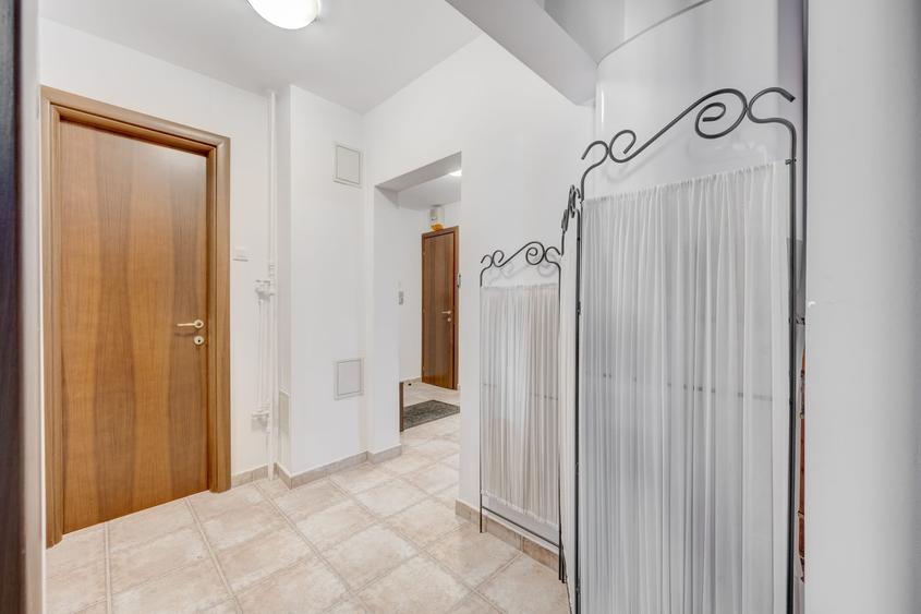 Apartament cu 3 camere decomandat în Unirii
