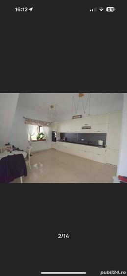 Casă cu 4 camere cu Teren 400 Mp în Fratelia