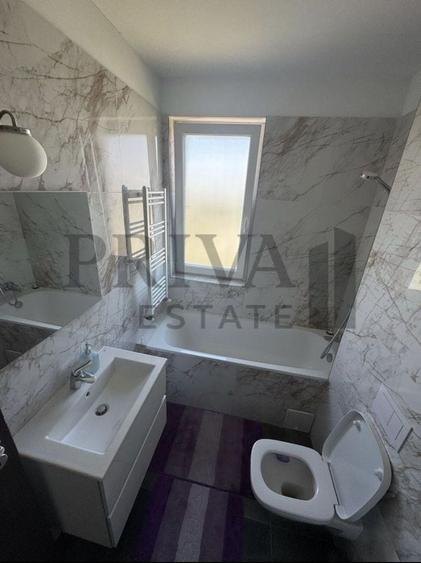 Apartament cu 3 camere, mobilat în Soarelui