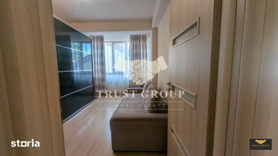 Apartament cu 3 camere decomandat în Grivița