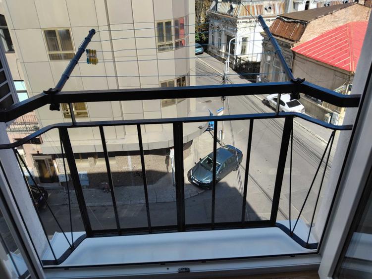 Garsonieră semidecomandată în Central