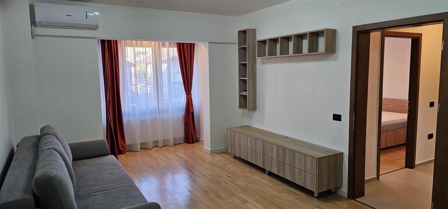 Apartament cu 2 camere decomandat, mobilat în Județean