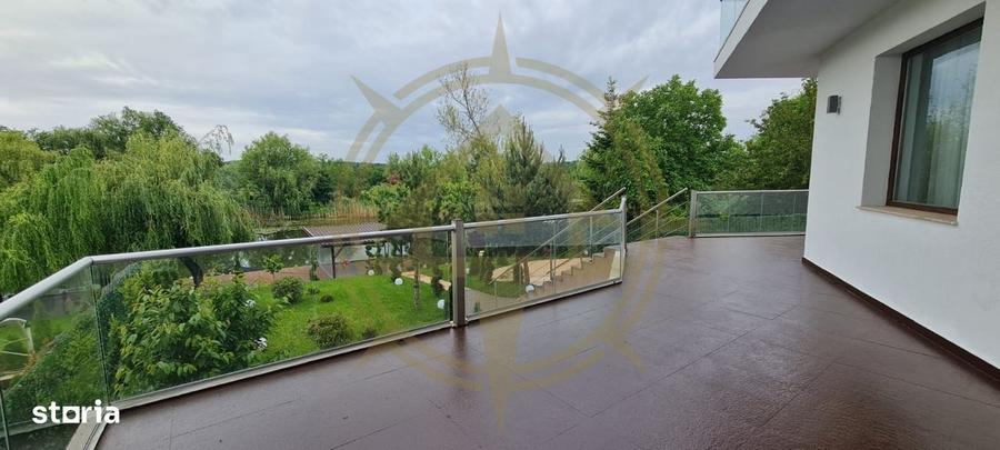 Casă cu 4 camere în Ghermănești