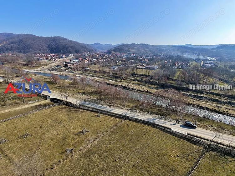 Teren de 2500 mp, în Berevoești