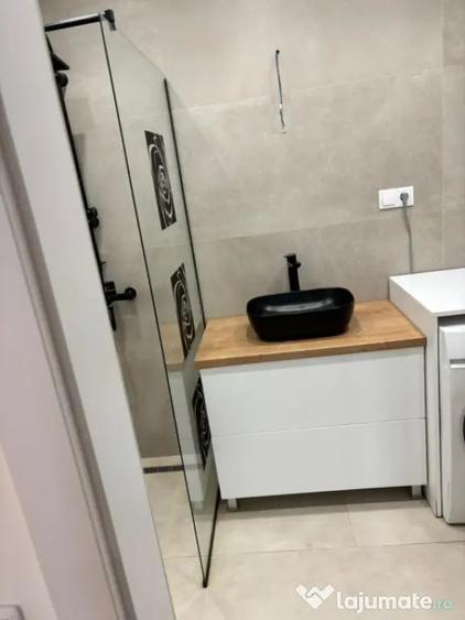 Apartament cu 2 camere decomandat în Florești