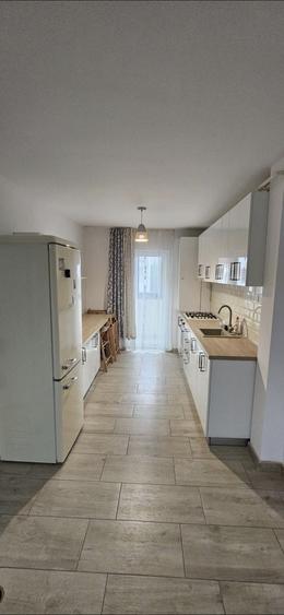 Apartament cu 2 camere decomandat în Florești