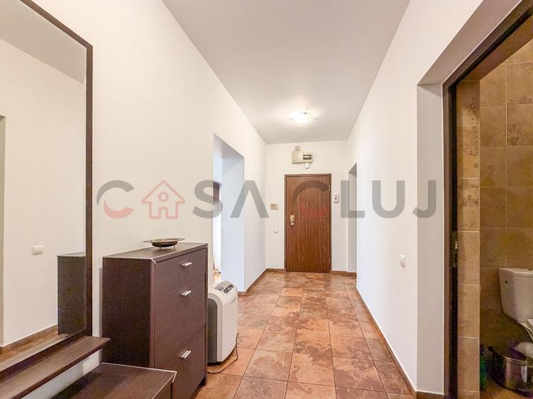 Apartament cu 3 camere decomandat, mobilat în Plopilor