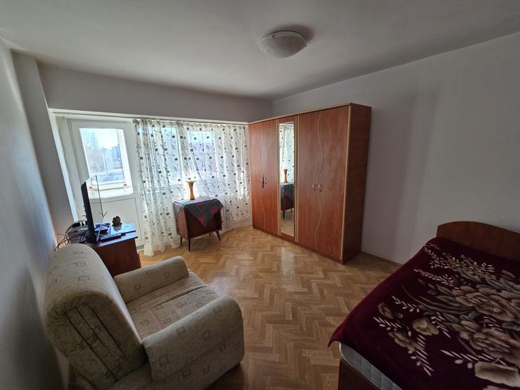 Garsonieră decomandată în Colentina