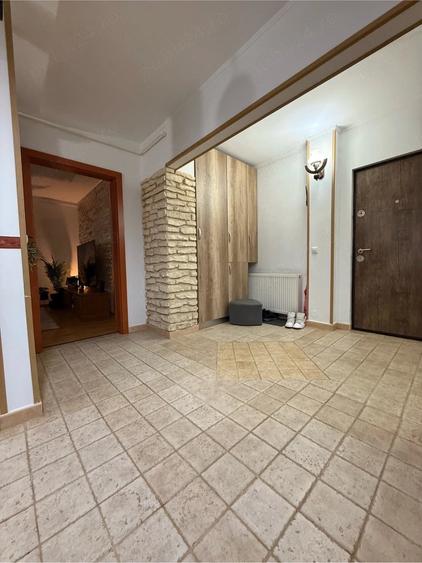 Apartament cu 3 camere decomandat în Ultracentral