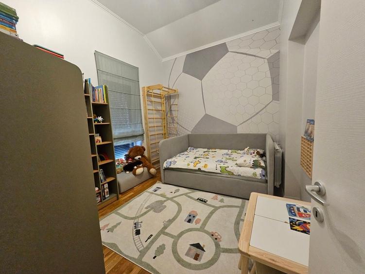 Duplex cu 5 camere cu Teren 200 Mp în Pipera