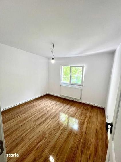 Apartament cu 4 camere decomandat în Dacia