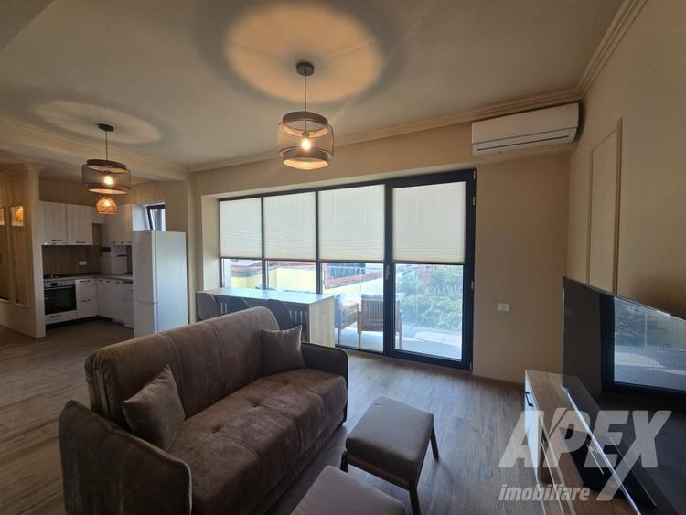 Apartament cu 2 camere decomandat, mobilat în Decebal