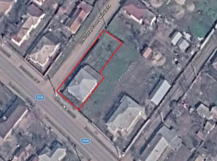 Casă cu 5 camere cu Teren 300 Mp în Bordușani
