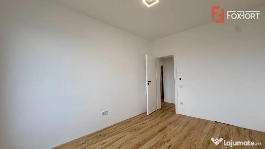 Casă cu 4 camere cu Teren 265 Mp în Moșnița Nouă