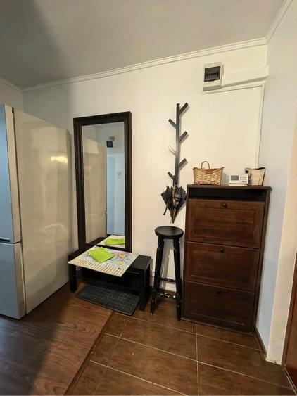 Apartament cu 3 camere decomandat în Lacul Morii