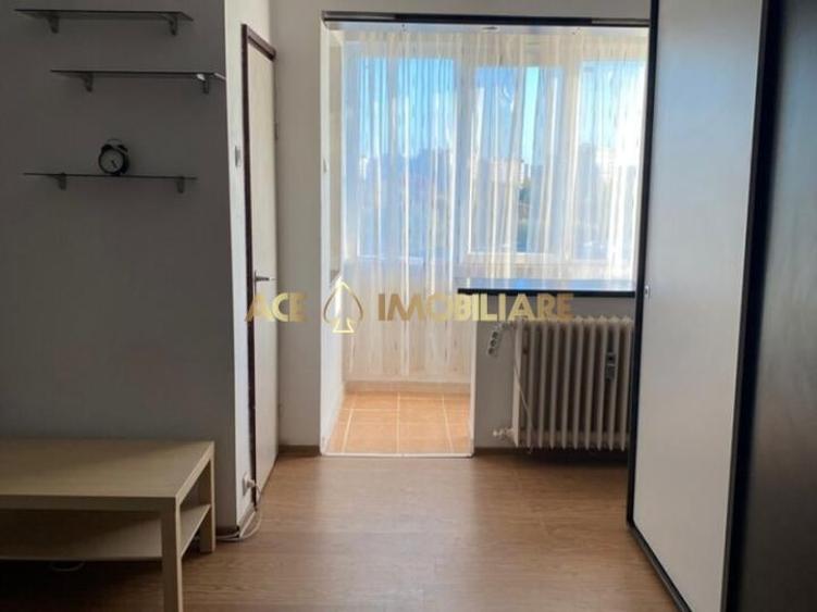 Garsonieră decomandată, mobilată în Muncii — fotografia 3