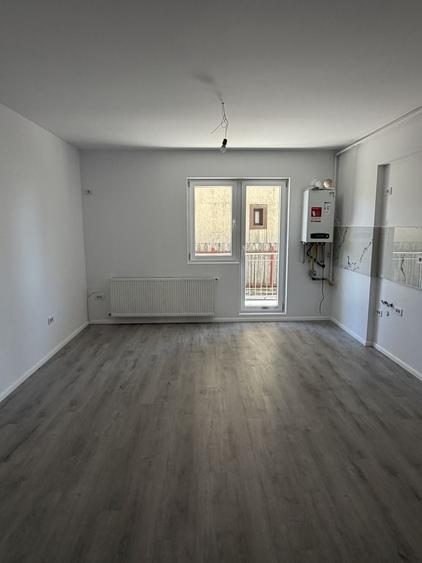 Apartament cu 3 camere în Dobroești