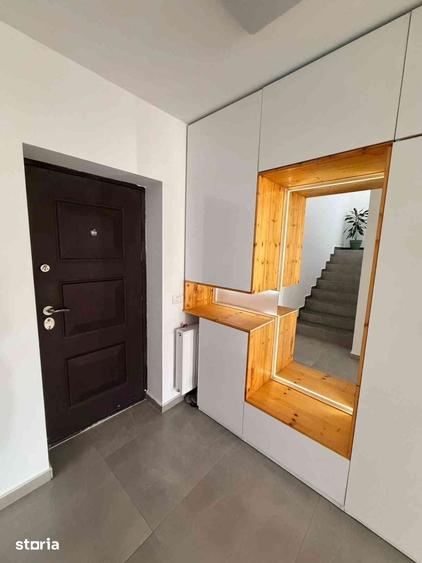 Casă cu 3 camere cu Teren 230 Mp în Central