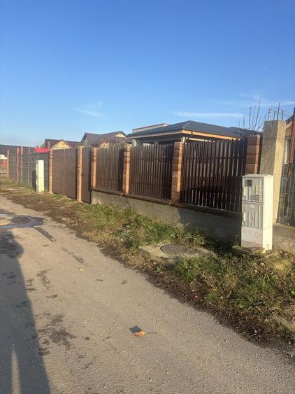 Casă cu 4 camere în Petrăchioaia