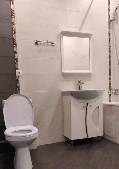 Apartament cu 2 camere în Complex Studențesc