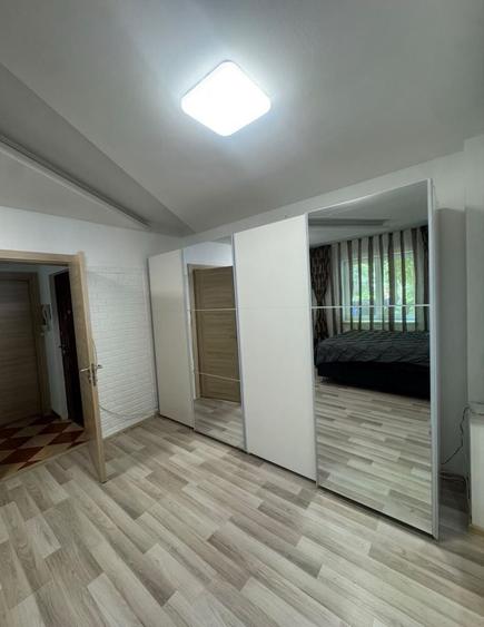 Garsonieră decomandată în Berceni