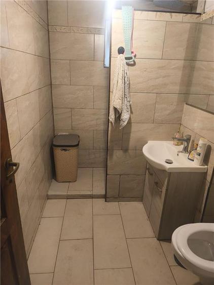Apartament cu 2 camere decomandat, mobilat în Soarelui