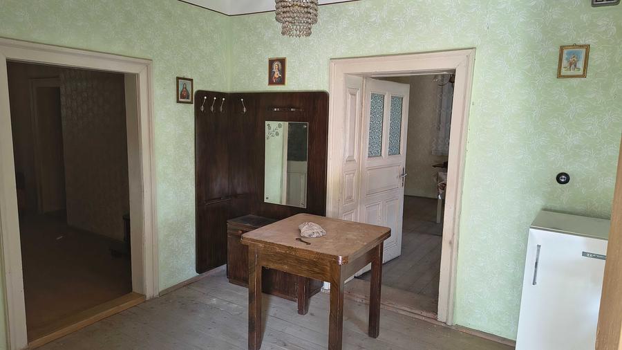 Casă cu 4 camere în Foieni