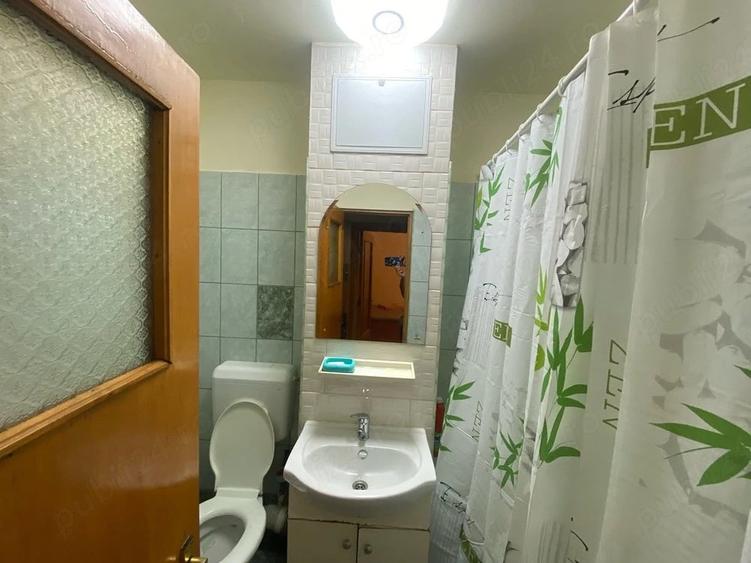 Garsonieră decomandată în Rahova