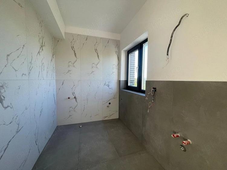 Casă cu 4 camere cu Teren 170 Mp în Corbeanca