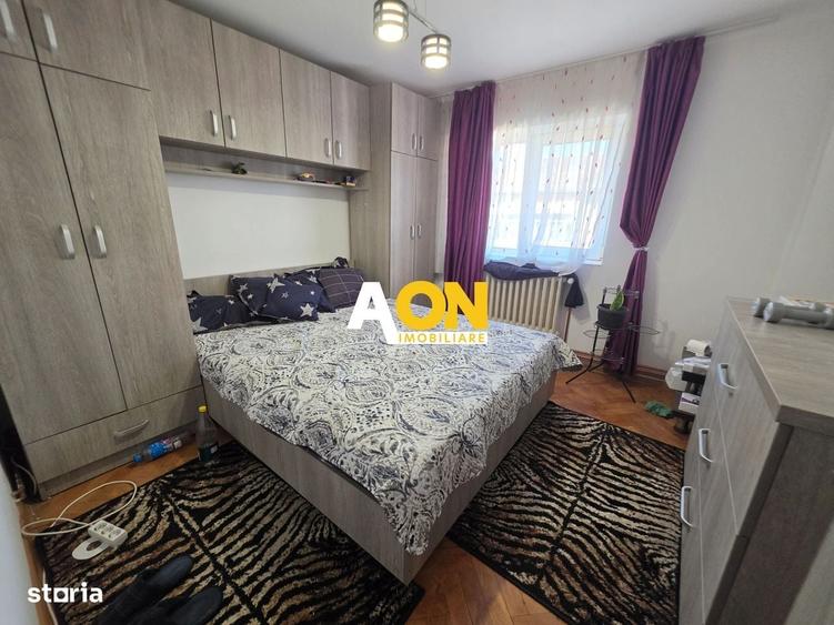 Apartament cu 3 camere decomandat în Cetate