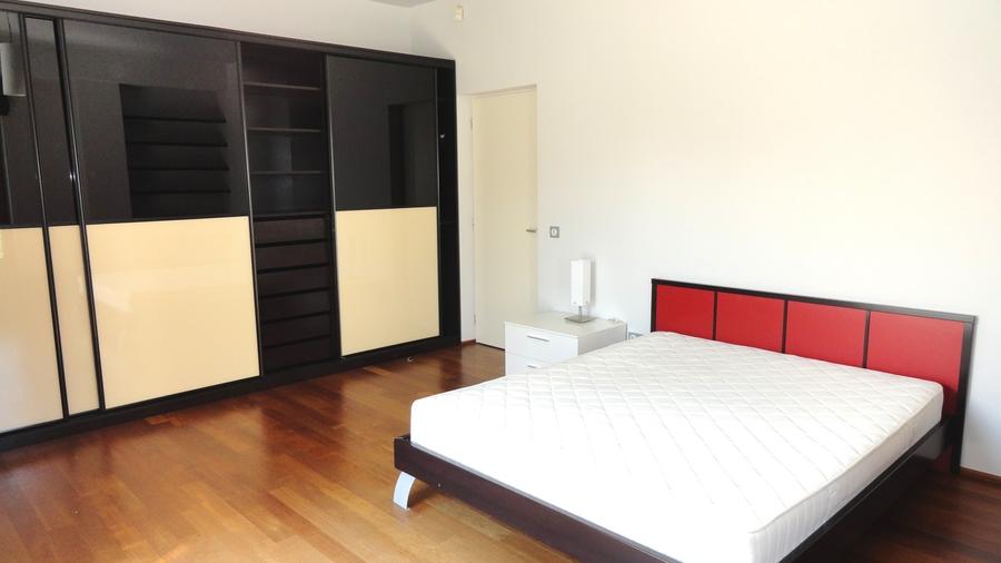 Apartament cu 3 camere decomandat în Grigorescu