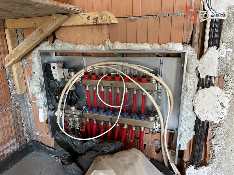 Duplex cu 4 camere cu Teren 250 Mp în Bucovăț (Remetea Mare)