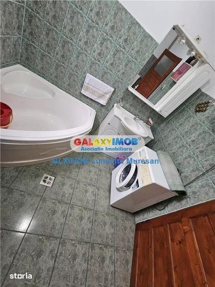 Casă cu 6 camere cu Teren 400 Mp în Central